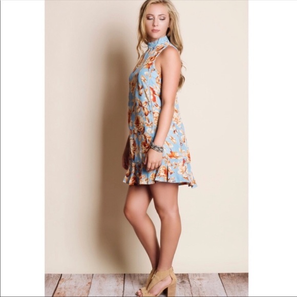 ❣️ Sale was 45$ down sizing ❣️ Floral choker loose fitted dress - Picture 4 of 6